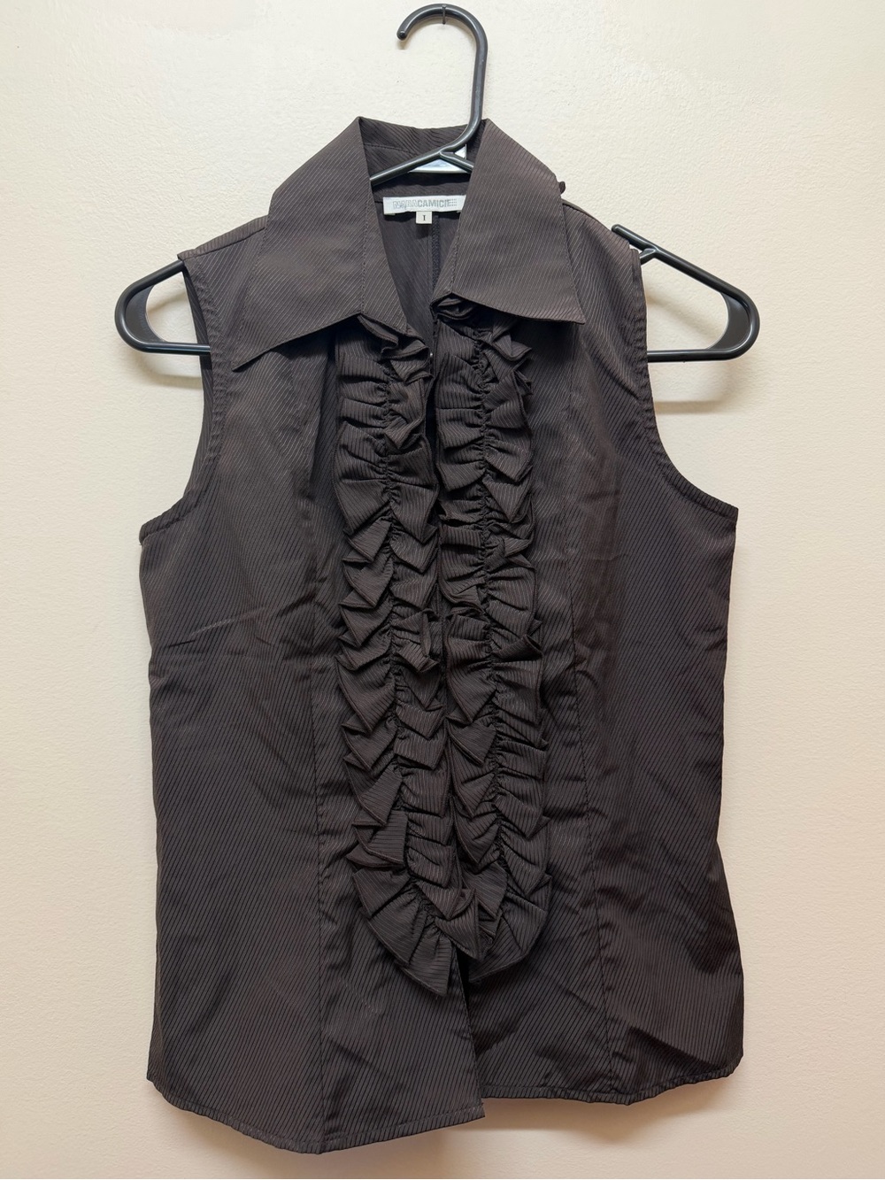 Naracamicie Black Sleeveless Ruffle-Front Blouse